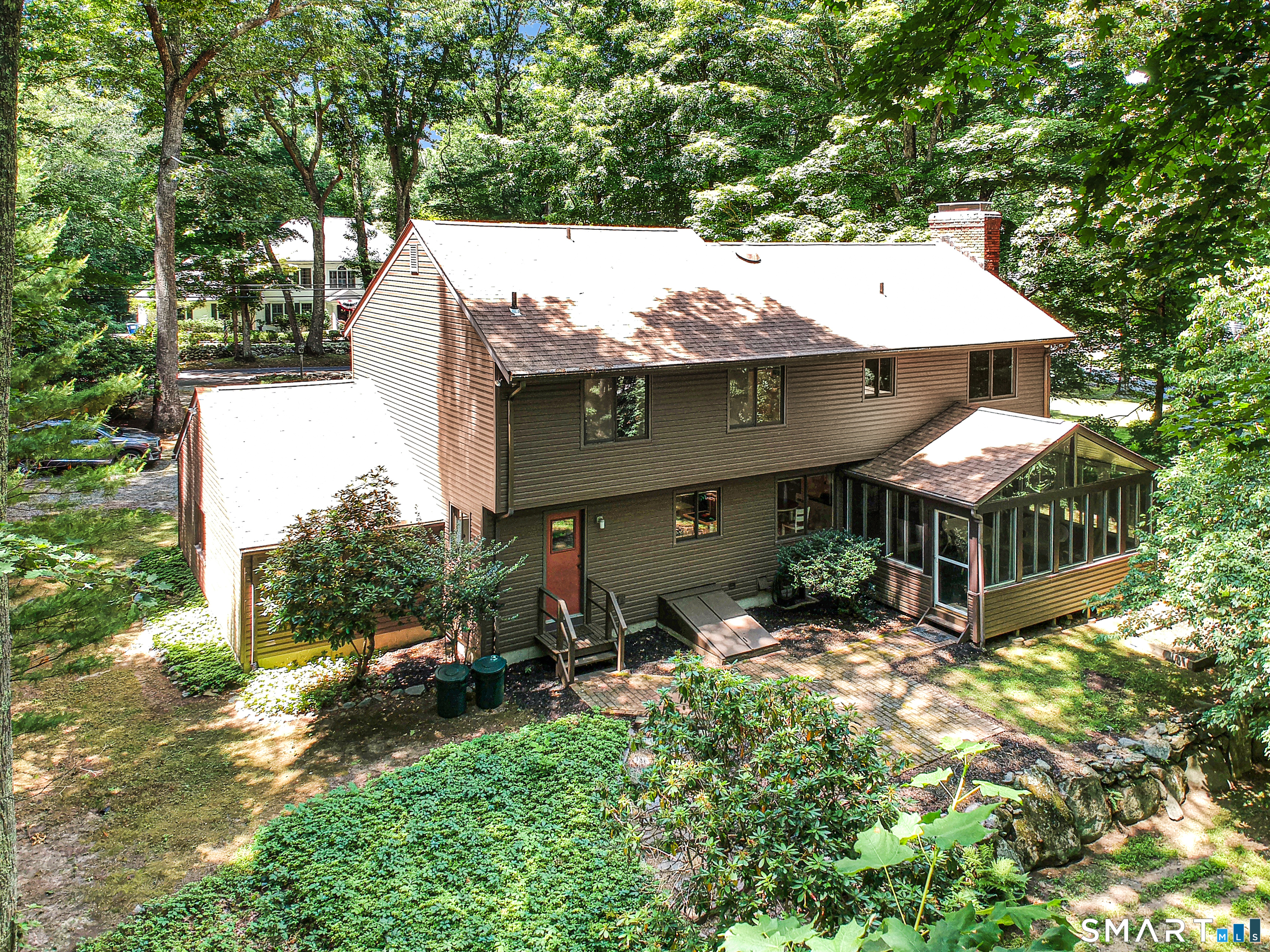 320 Summer Hill Road Madison, CT 06443 - Photo 5 of 40