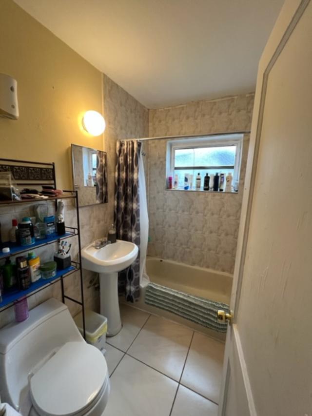 2115-2117 Southwest 19th Terrace Miami, FL 33145 - Photo 13 of 35 2115 Bathroom