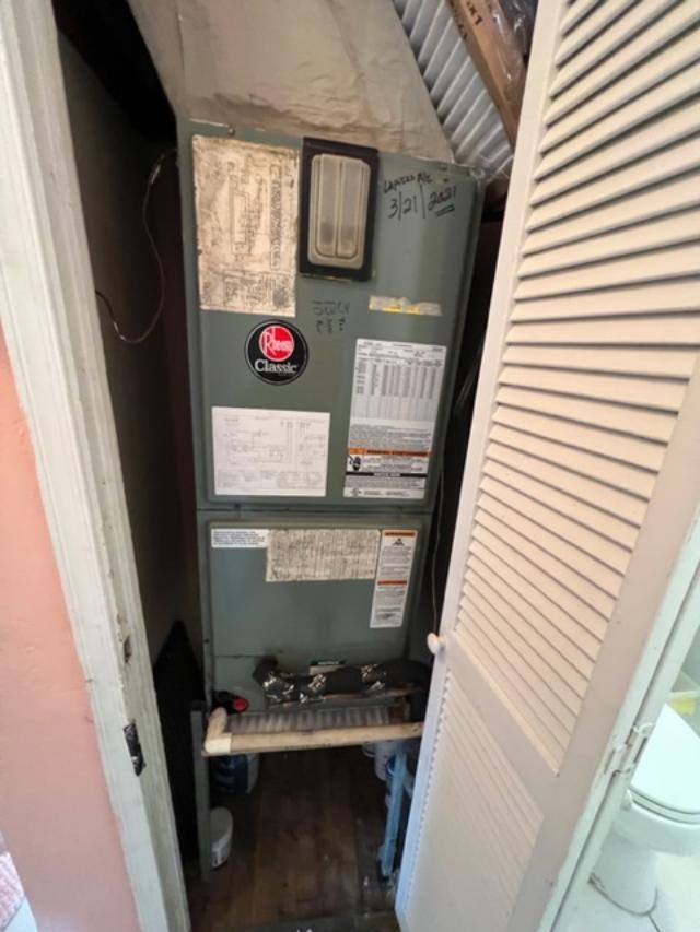 2115-2117 Southwest 19th Terrace Miami, FL 33145 - Photo 14 of 35 2115 Air Conditioner