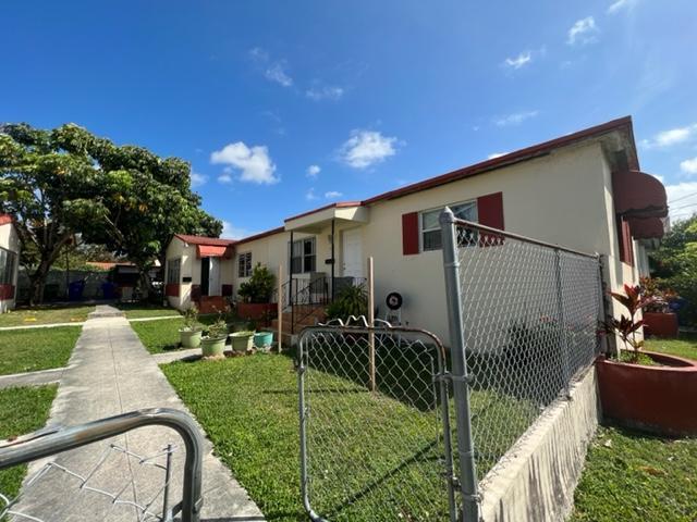 2115-2117 Southwest 19th Terrace Miami, FL 33145 - Photo 2 of 35 2115 2117 Exterior Front 1
