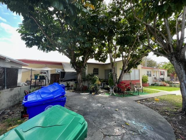 2115-2117 Southwest 19th Terrace Miami, FL 33145 - Photo 28 of 35 2117 Exterior Rear 3