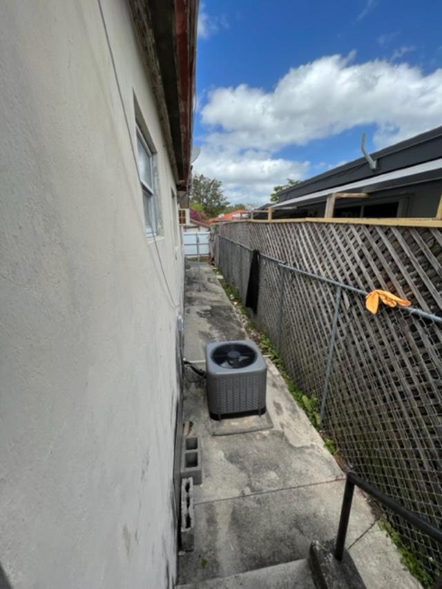 2115-2117 Southwest 19th Terrace Miami, FL 33145 - Photo 30 of 35 2117 Exterior Rear 1