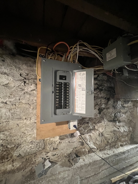 7 Gloucester Road Worcester, MA 01607 - Photo 37 of 37