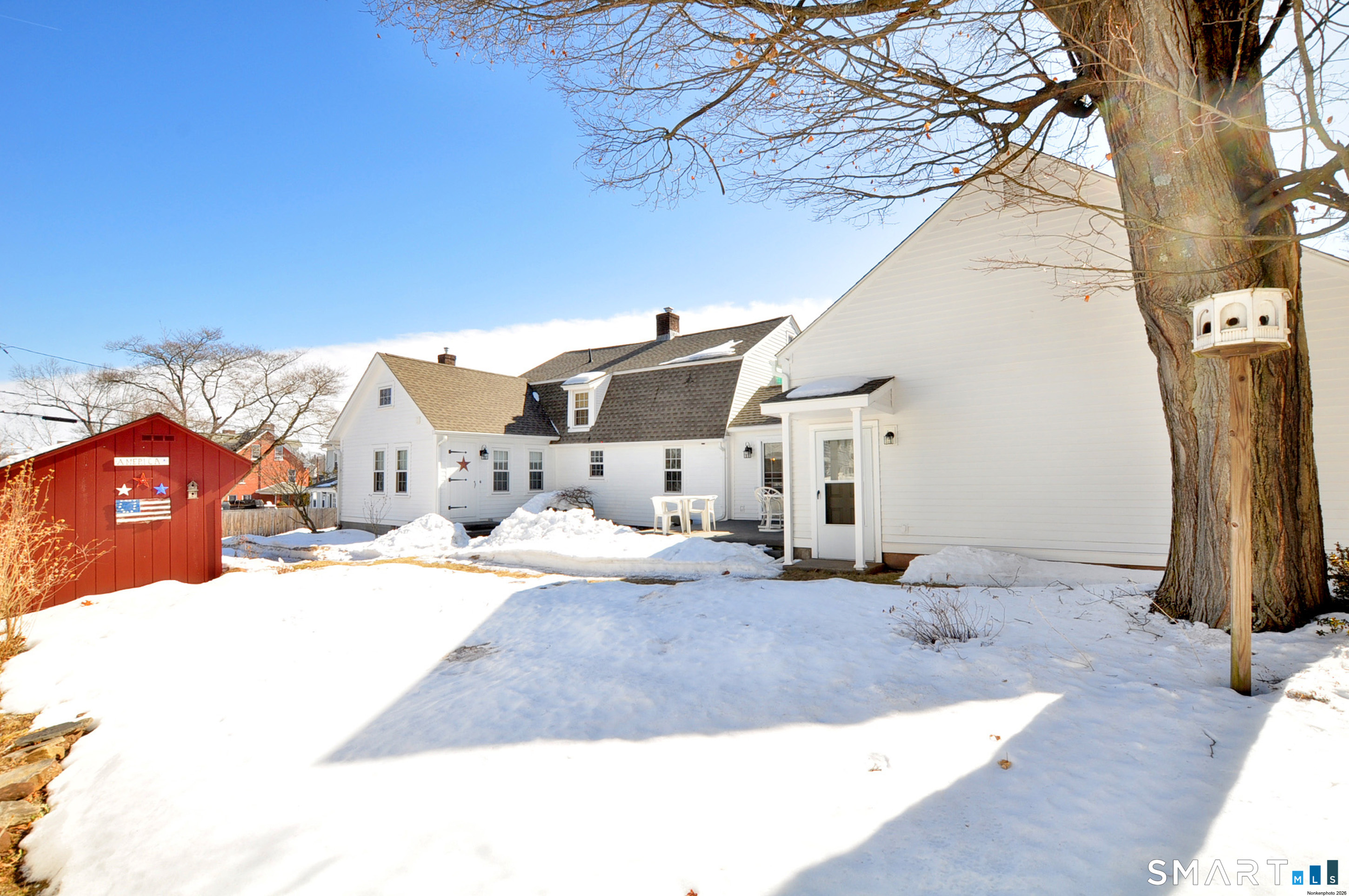 537 Center Street Manchester, CT 06040 - Photo 6 of 40