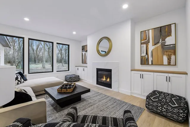 $1,398,000 | 25955 Wildrose Lane, Excelsior, MN 55331