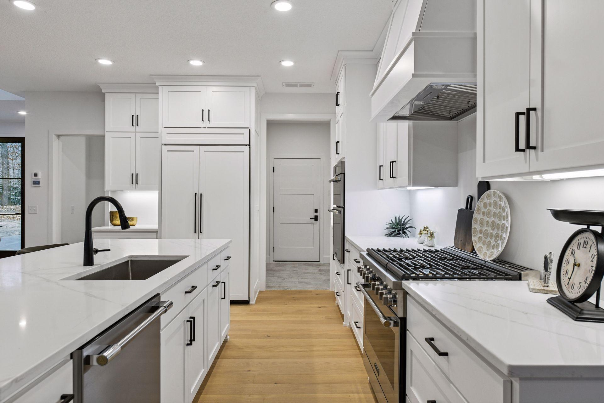 25955 Wildrose Lane Excelsior, MN 55331 - Photo 5 of 67