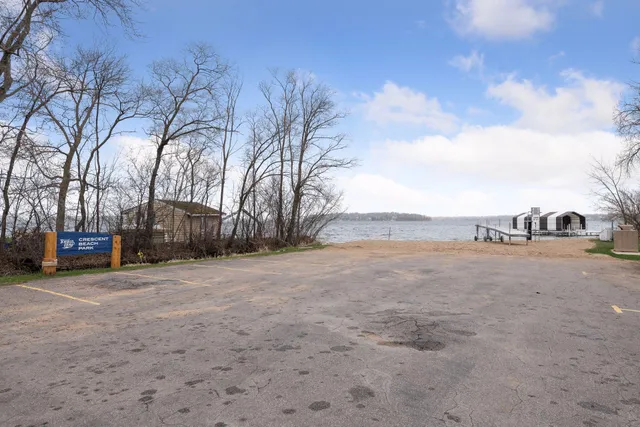 $1,398,000 | 25955 Wildrose Lane, Excelsior, MN 55331