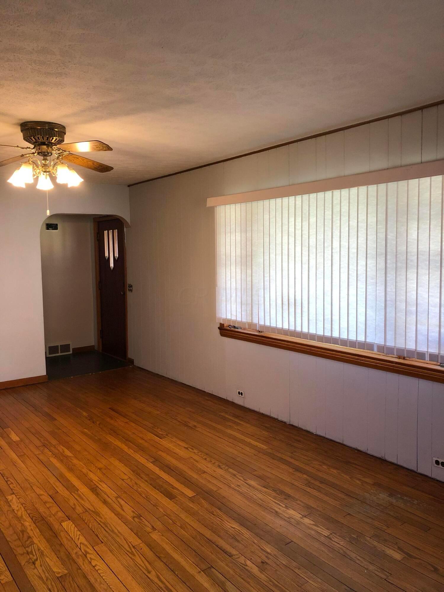 1902 Smeltzer Road Marion, OH 43302 - Photo 9 of 27 IMG_3495