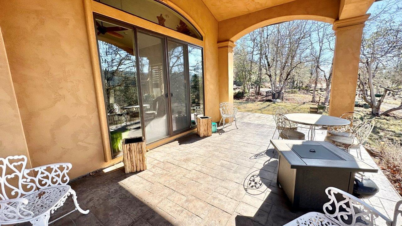 253 Rocky Road Trail, OR 97541 - Photo 61 of 67 Patio