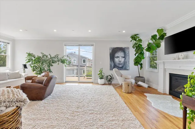 $1,565,000 | 545 East Fulton Street, Long Beach, NY 11561