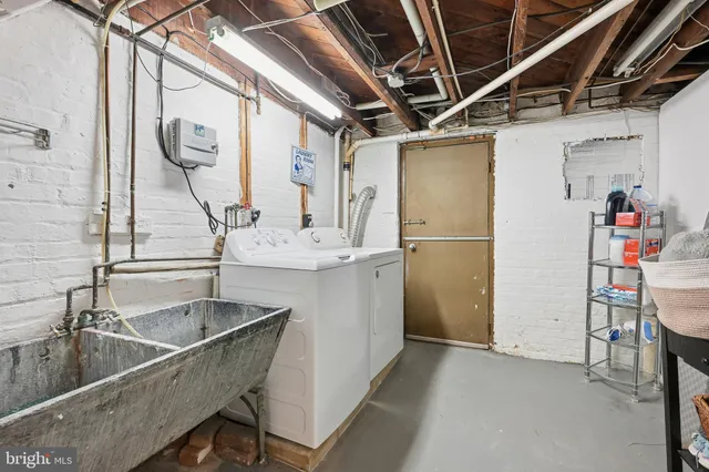 $595,000 | 912 Blackshire Road, Wilmington, DE 19805