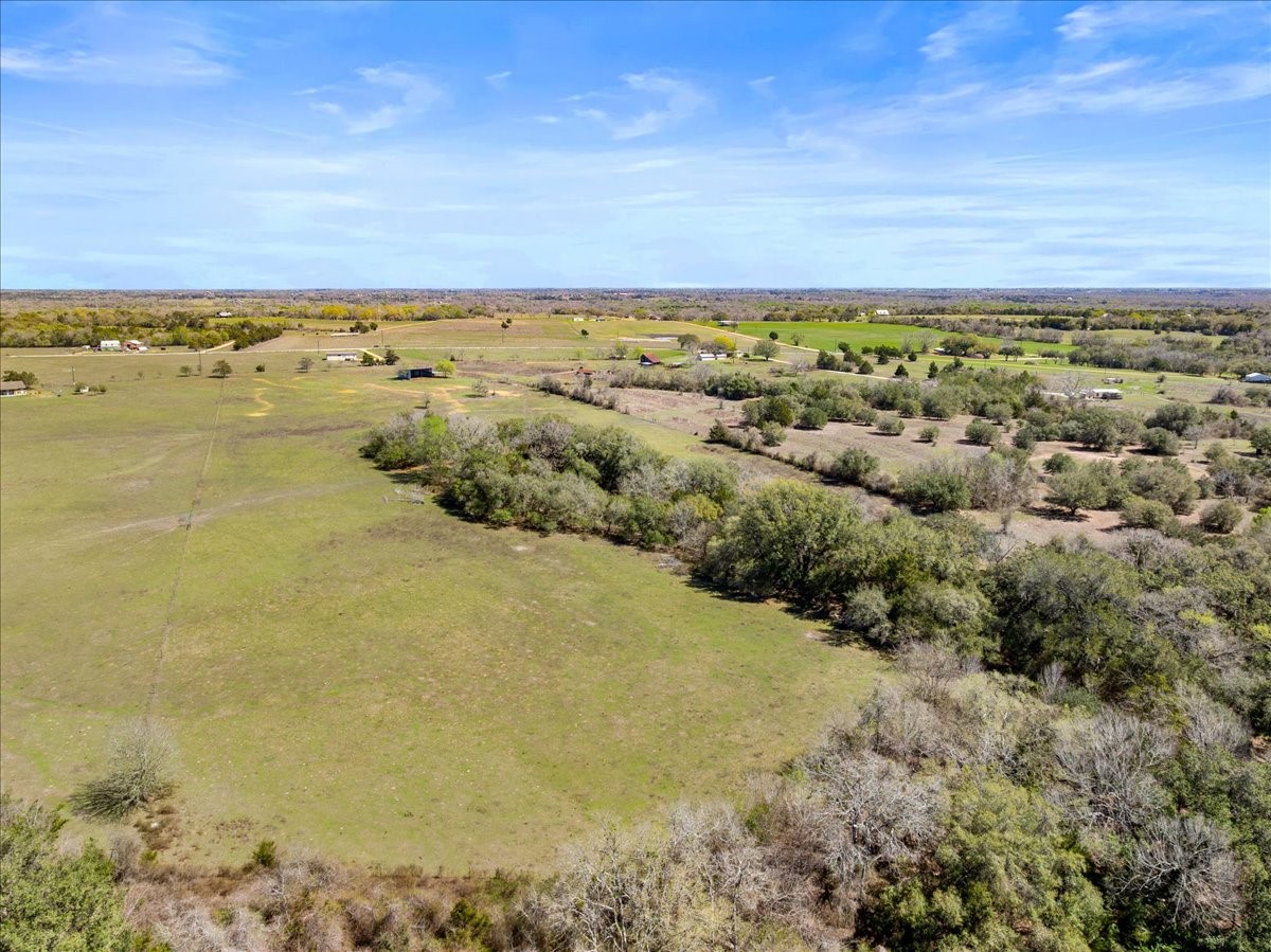 5079 Skull Creek Road Fayetteville, TX 78940 - Photo 7 of 15 a view of an ocean