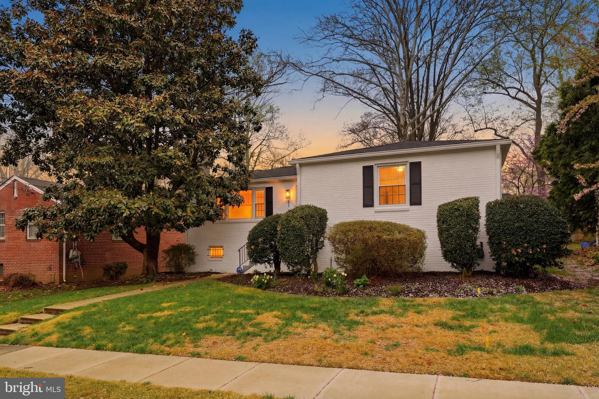 8916 Whitney Street Silver Spring, MD 20901 - Photo 3 of 67