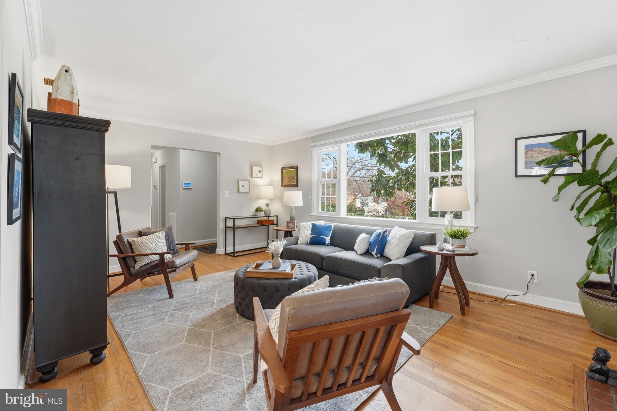 8916 Whitney Street Silver Spring, MD 20901 - Photo 8 of 67