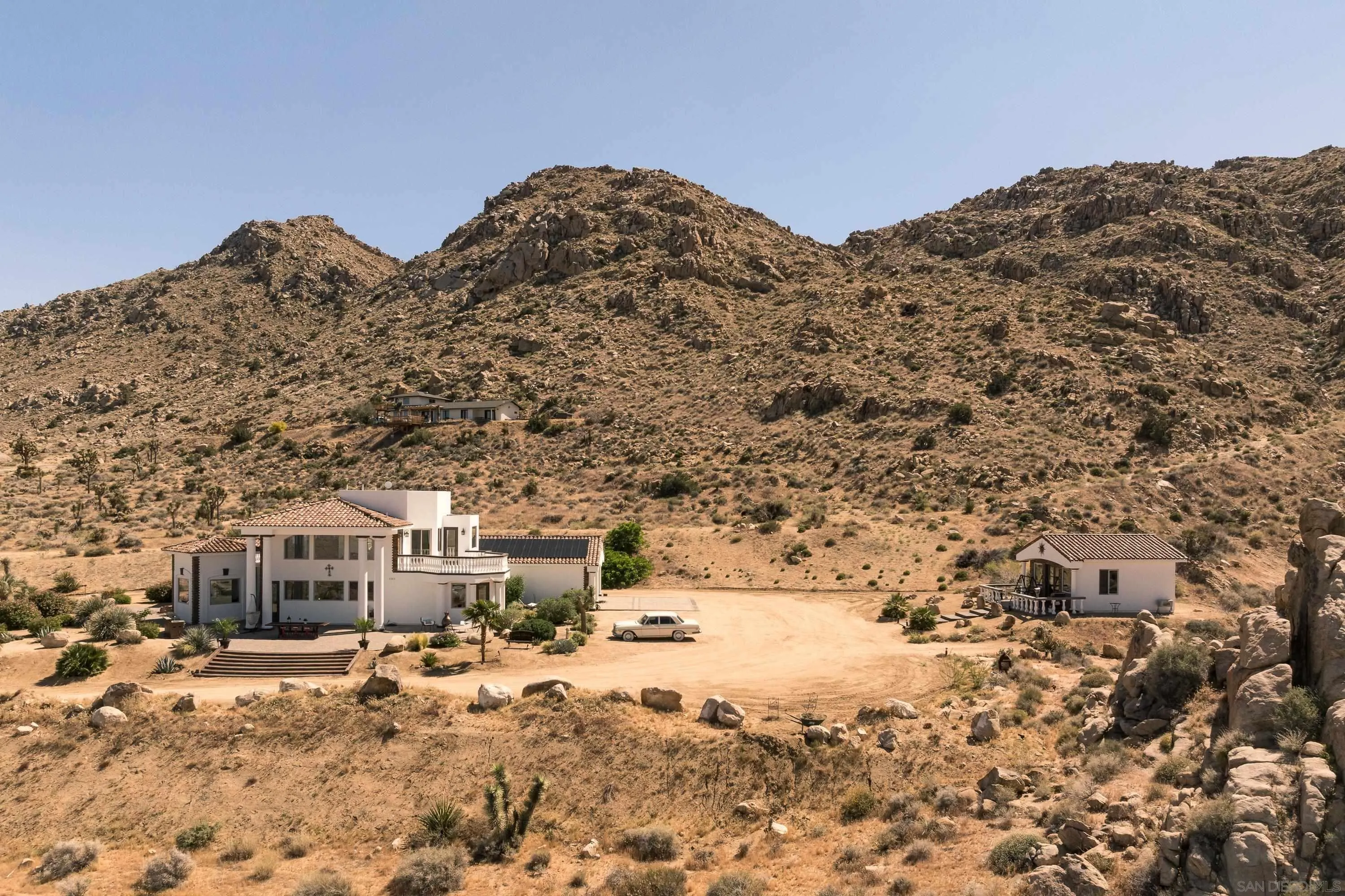8022 Wesley Road Joshua Tree, CA 92252 - Photo 54 of 69 a view of a house with a snow