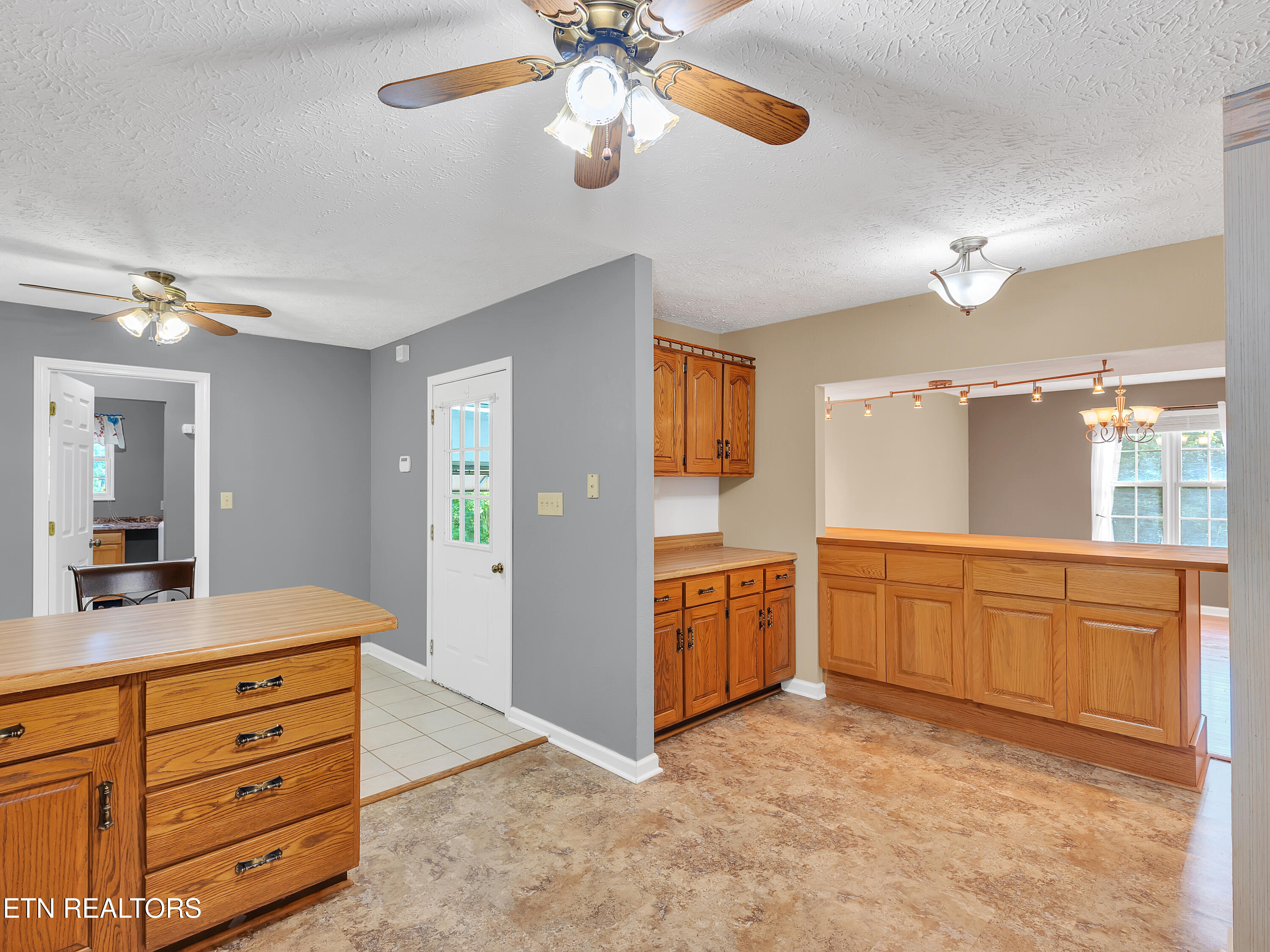 290 Whitaker Hollow Road Rocky Top, TN 37769 - Photo 24 of 51 32_46