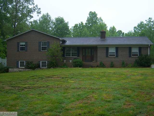 1286 Gray Road Lexington, NC 27292 - Photo 1 of 14 Exterior Front.