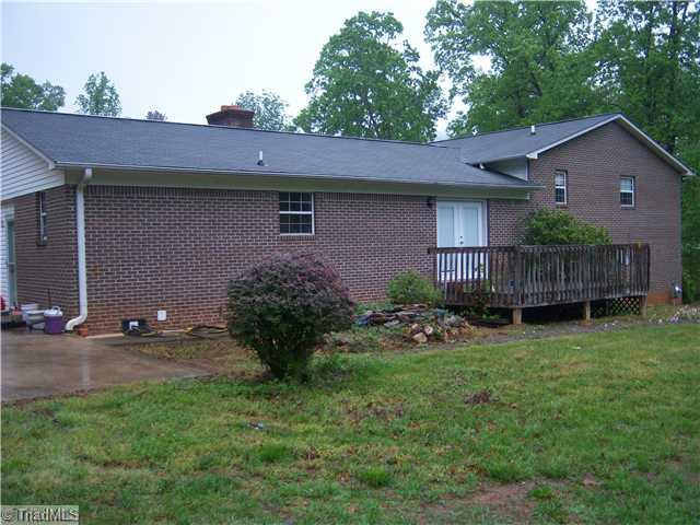 1286 Gray Road Lexington, NC 27292 - Photo 2 of 14 Exterior Back.