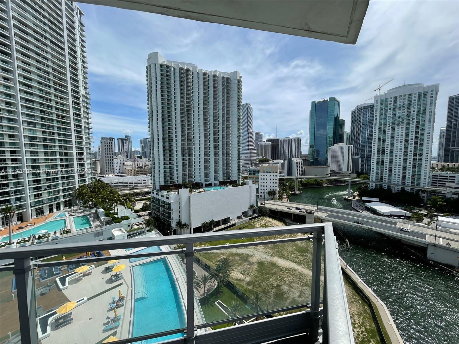 92 Southwest 3rd Street, Unit 1901 Miami, FL 33130 - Photo 12 of 37