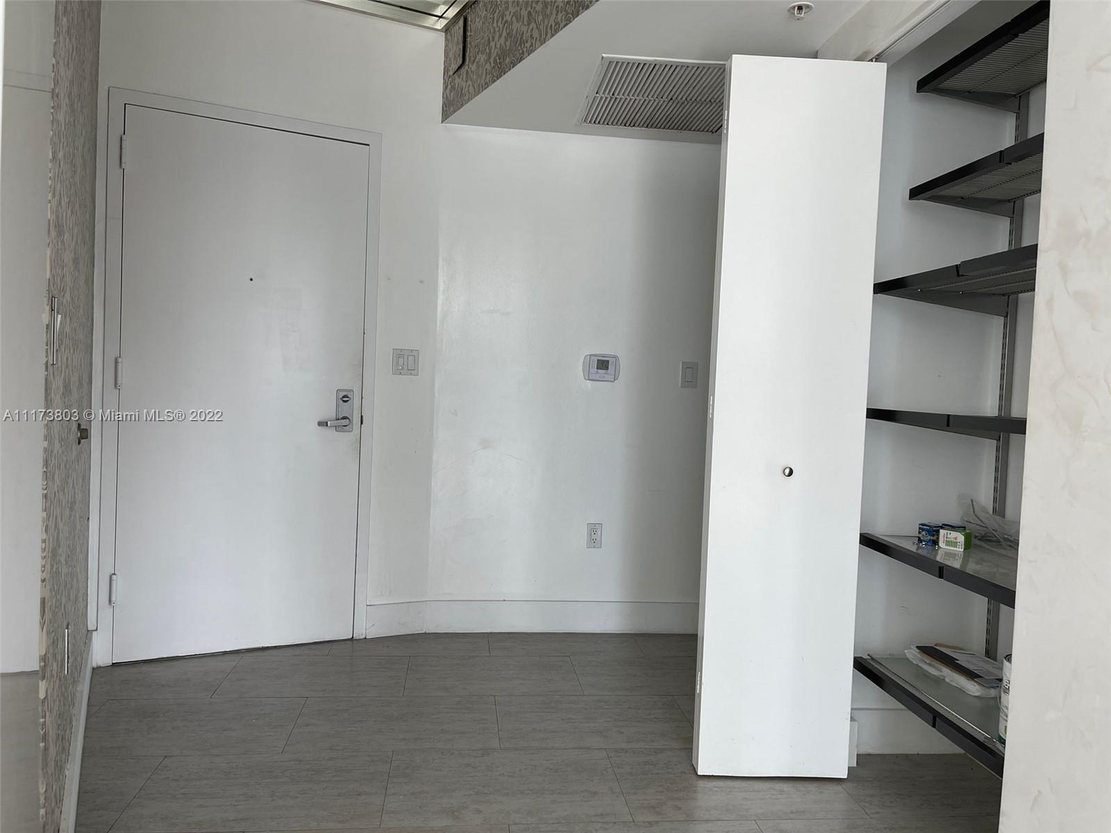 92 Southwest 3rd Street, Unit 1901 Miami, FL 33130 - Photo 24 of 37