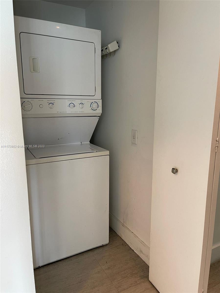 92 Southwest 3rd Street, Unit 1901 Miami, FL 33130 - Photo 26 of 37
