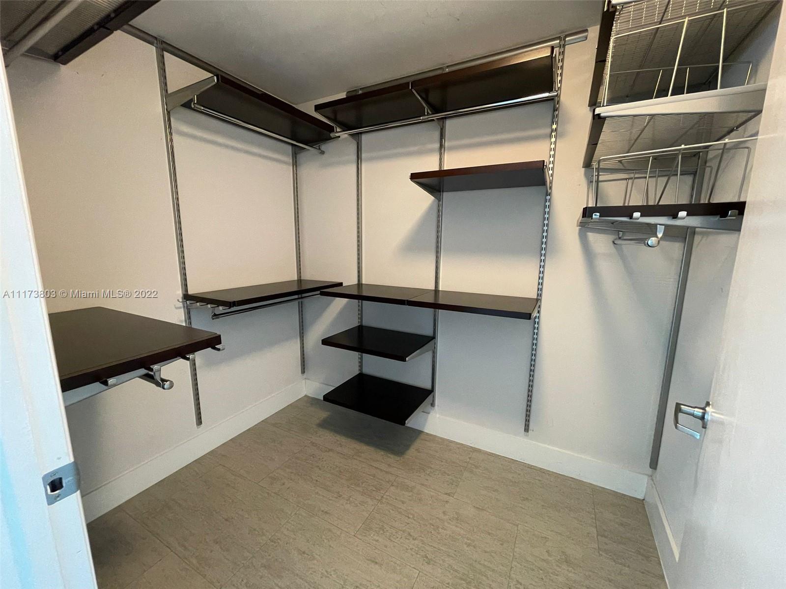 92 Southwest 3rd Street, Unit 1901 Miami, FL 33130 - Photo 32 of 37