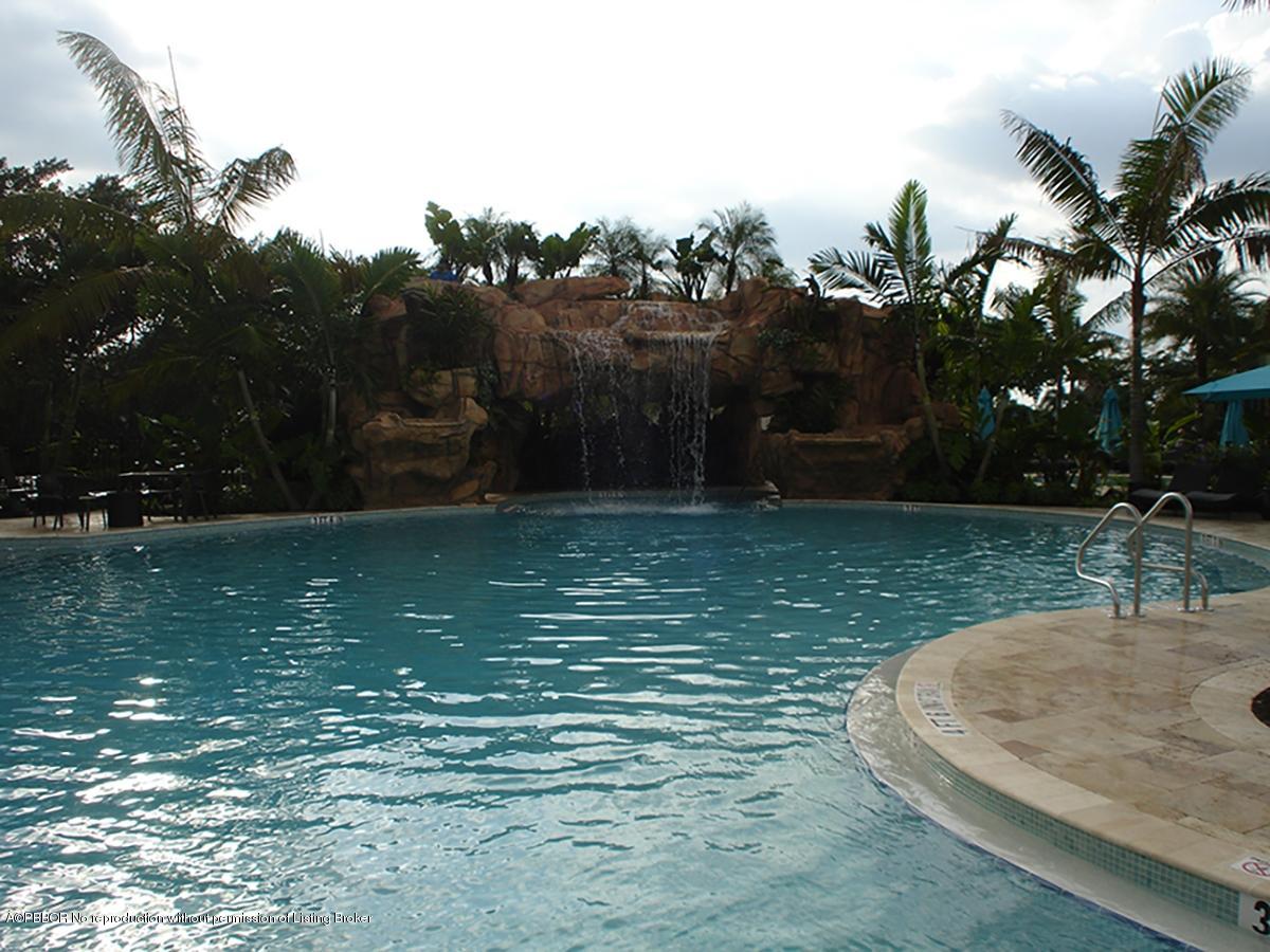 2213 Northwest 60th Road Boca Raton, FL 33496 - Photo 44 of 45 a view of a backyard
