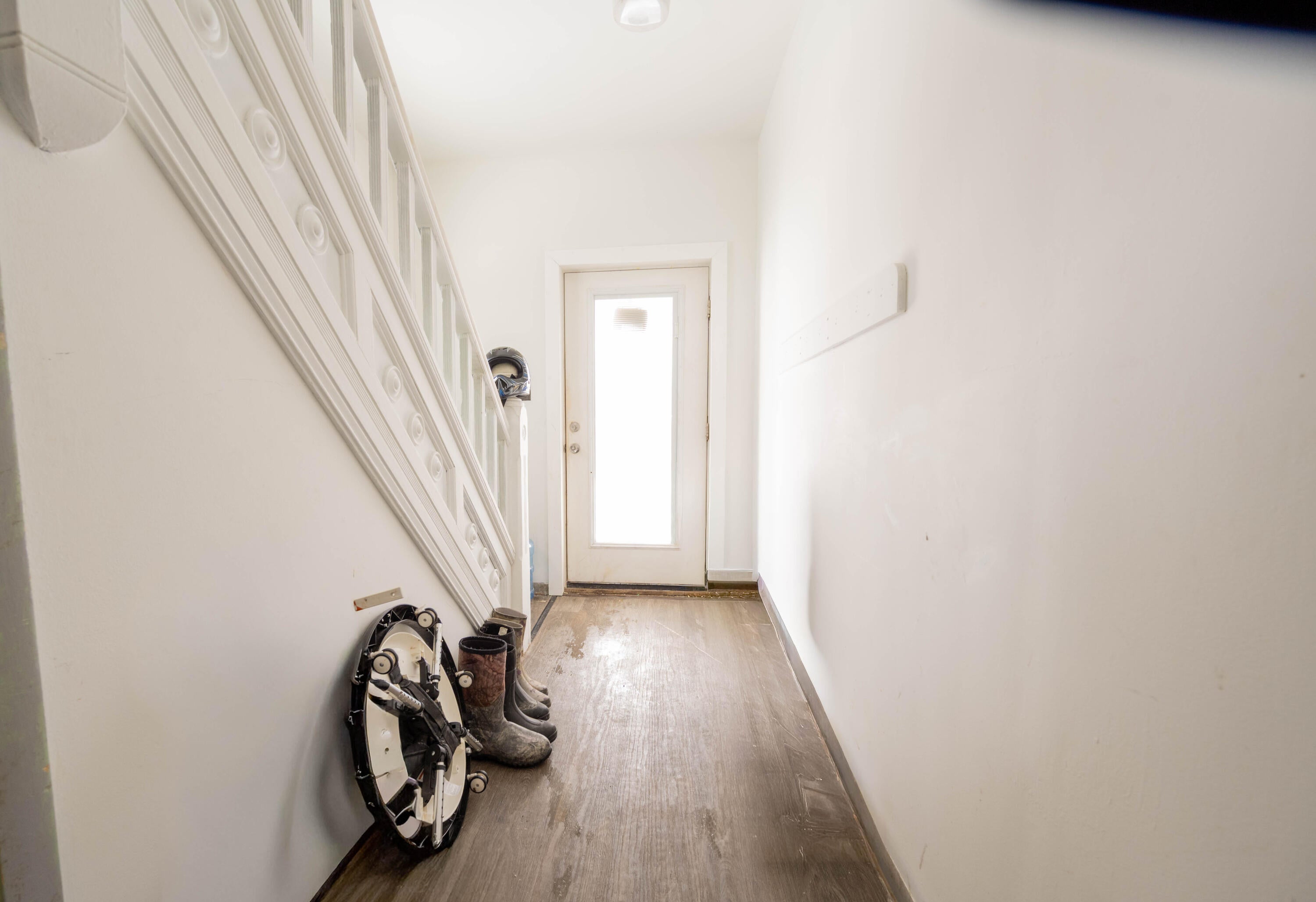 1238 Court Street Cheboygan, MI 49721 - Photo 13 of 28 Hallway