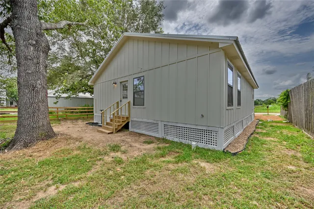 $298,000 | 626 Front Street, New Ulm, TX 78950