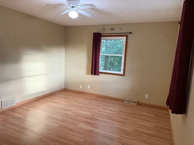 $279,900 | 26307 West Grass Lake Road, Antioch, IL 60002