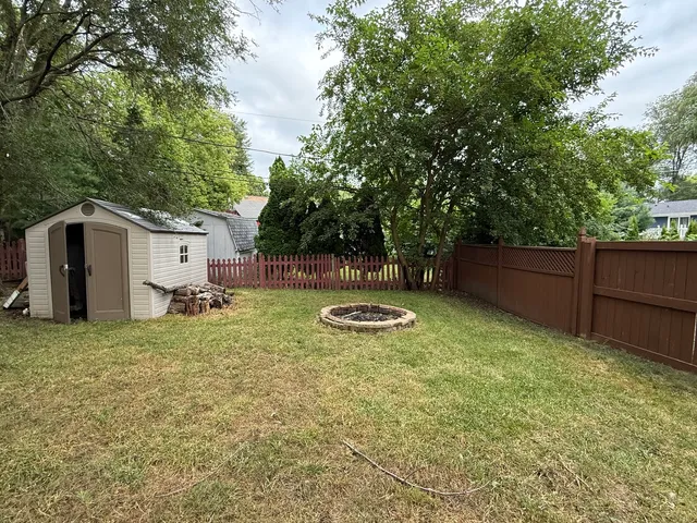 $279,900 | 26307 West Grass Lake Road, Antioch, IL 60002