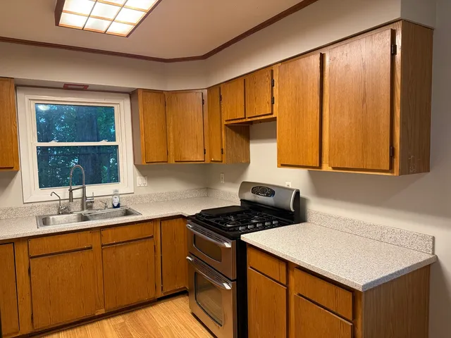 $279,900 | 26307 West Grass Lake Road, Antioch, IL 60002