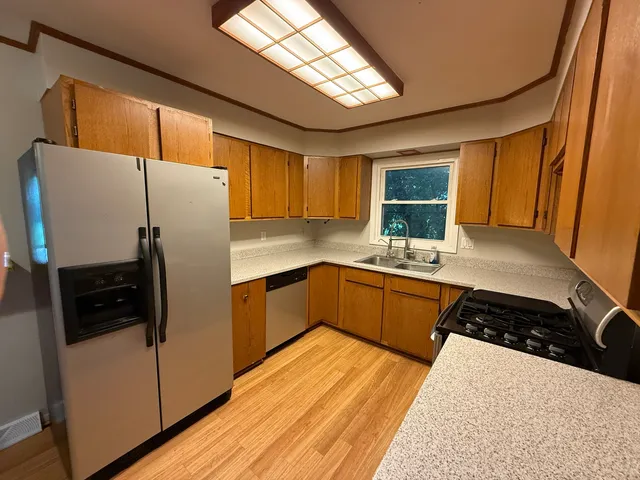 $279,900 | 26307 West Grass Lake Road, Antioch, IL 60002