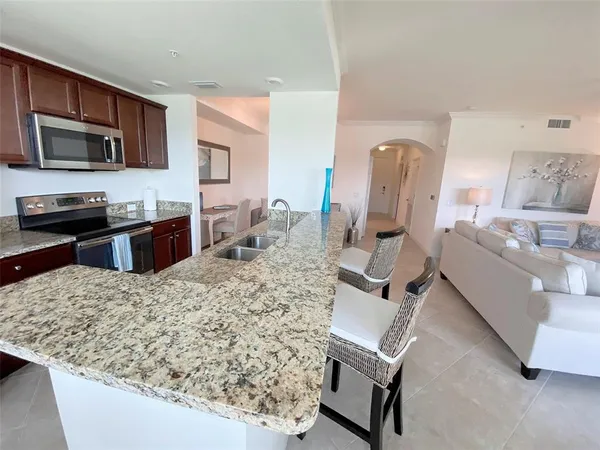 $4,000 | 16706 Vardon Terrace, Unit 102, Bradenton, FL 34211