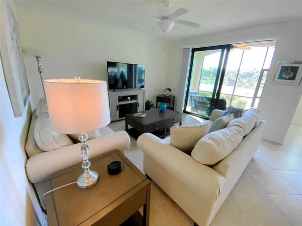 $4,000 | 16706 Vardon Terrace, Unit 102, Bradenton, FL 34211