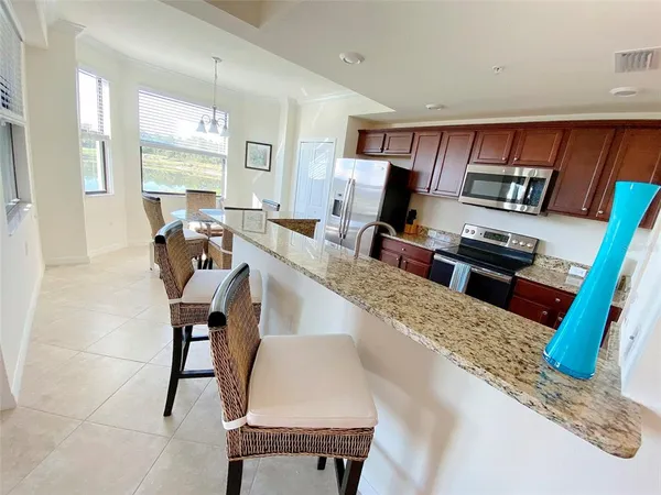 $4,000 | 16706 Vardon Terrace, Unit 102, Bradenton, FL 34211