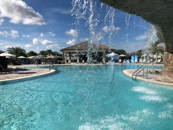 $4,000 | 16706 Vardon Terrace, Unit 102, Bradenton, FL 34211