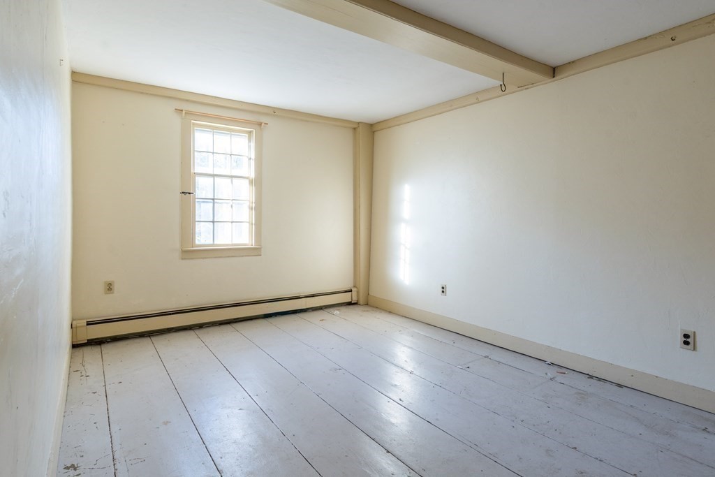 239 South Row Road Townsend, MA 01469 - Photo 23 of 34