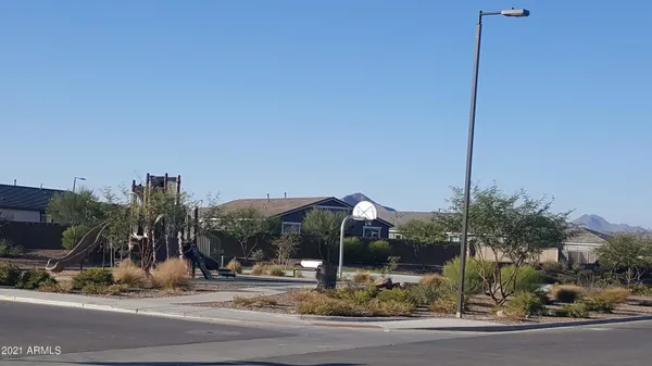 a view of a parking area