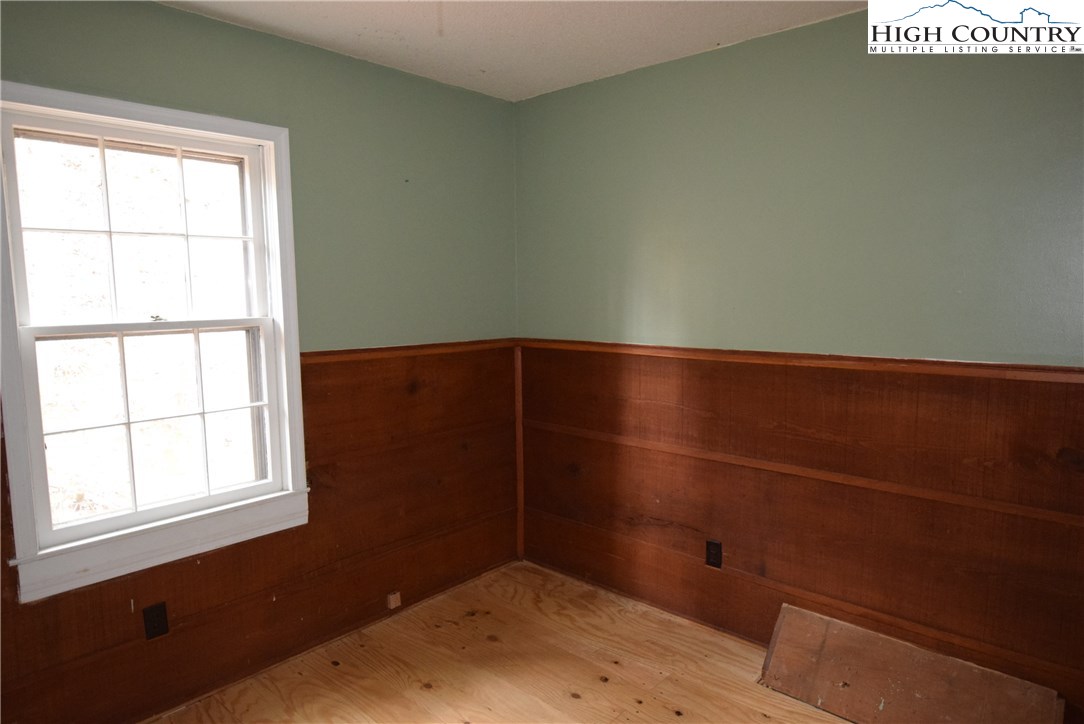 544 Fees Branch Road Lansing, NC 28643 - Photo 14 of 29
