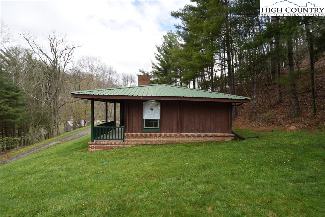 544 Fees Branch Road Lansing, NC 28643 - Photo 25 of 29