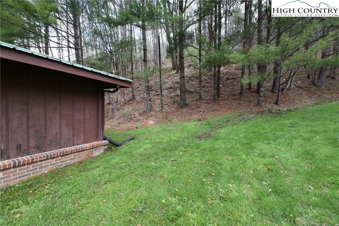 544 Fees Branch Road Lansing, NC 28643 - Photo 27 of 29