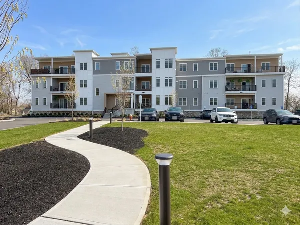 $769,900 | 90 East Central Street, Unit 304, Franklin, MA 02038