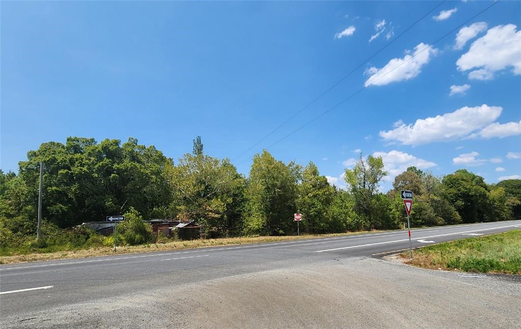 59 South Shepherd Tx 77371 Shepherd, TX 77371 - Photo 4 of 4 a view of a street