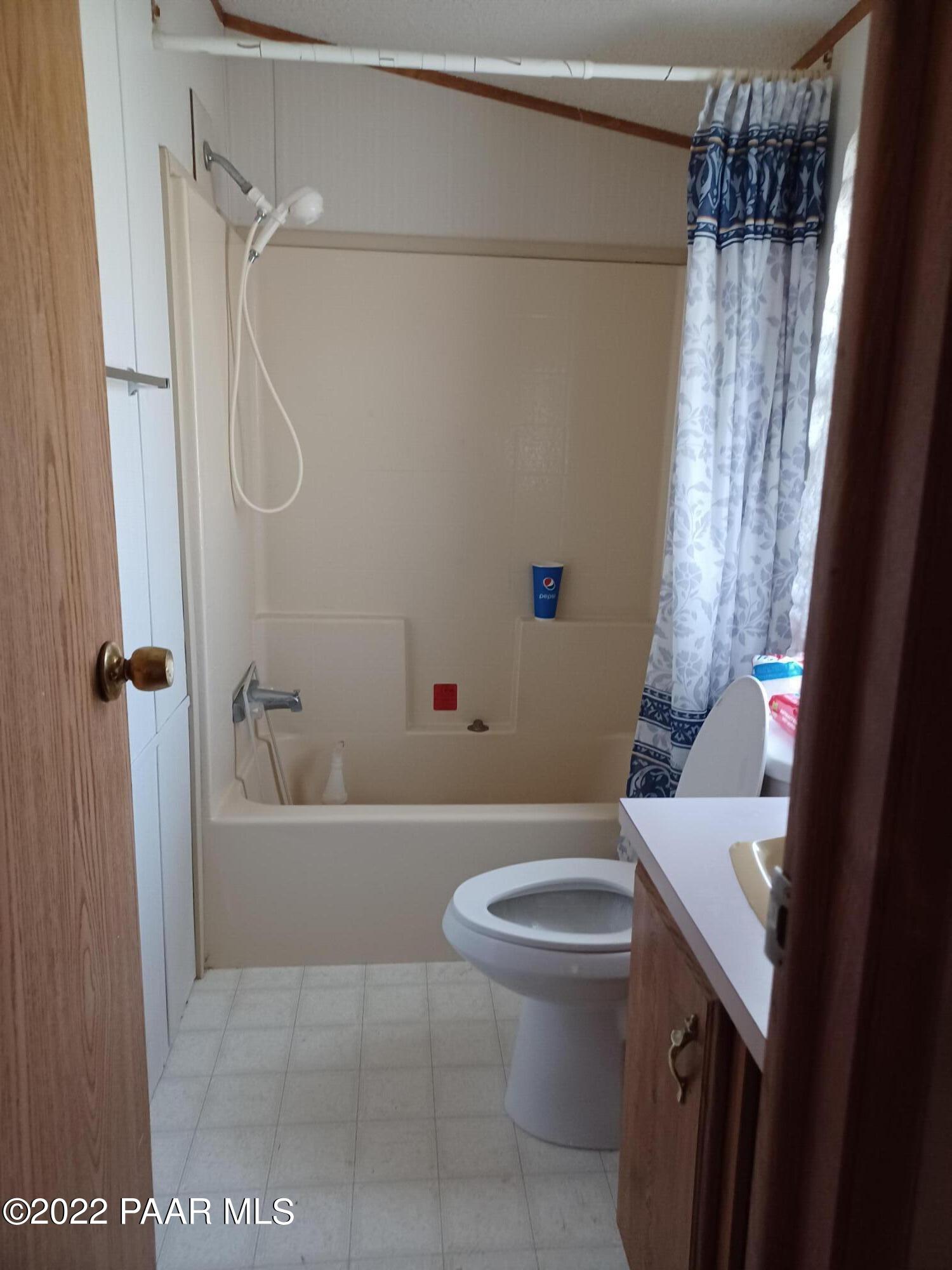 17371 East Trails End Road, Unit 2 Mayer, AZ 86333 - Photo 4 of 10 Guest bath
