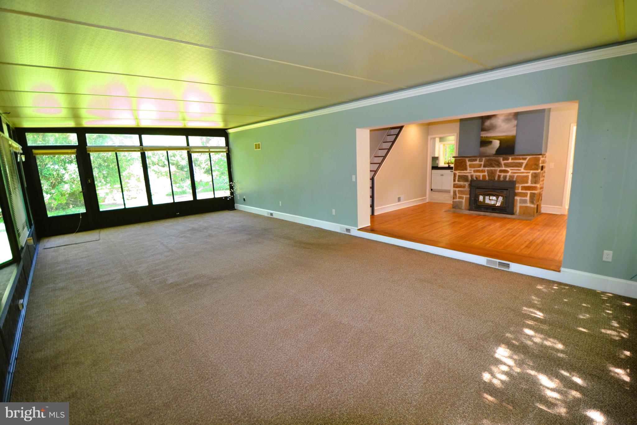 920 Branch Road Newark, DE 19711 - Photo 14 of 22 Sunroom with Dining Room Access