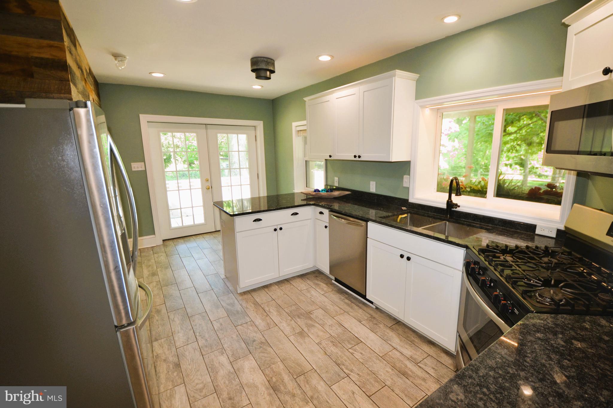 920 Branch Road Newark, DE 19711 - Photo 15 of 22 Updated Kitchen with Stainless Appliances