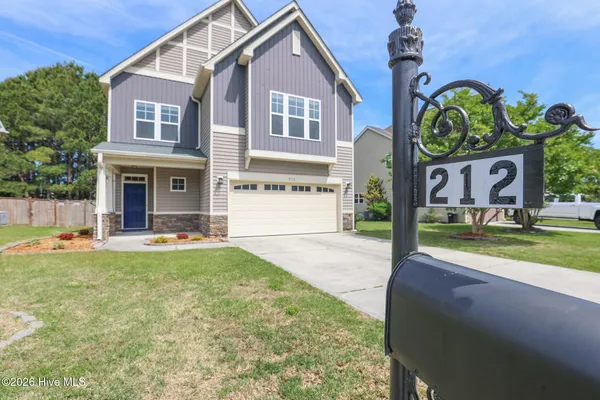 $2,200 | 212 Long Pond Drive, Sneads Ferry, NC 28460