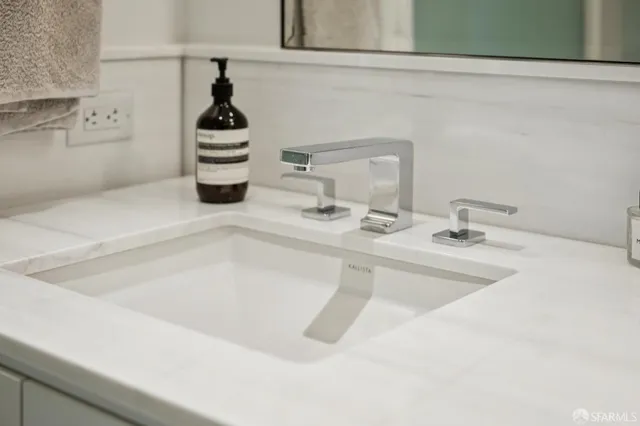 $1,995,000 | 875 California Street, Unit 603, San Francisco, CA 94108