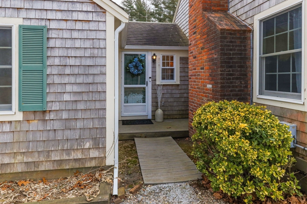 124 Grove Street Barnstable, MA 02635 - Photo 2 of 35